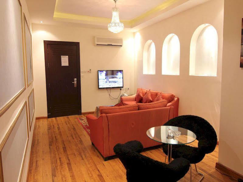 Towlan Hotel Suites 1 Riyadh Eksteriør billede